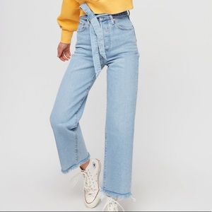 Levi’s Belted Ribcage Straight